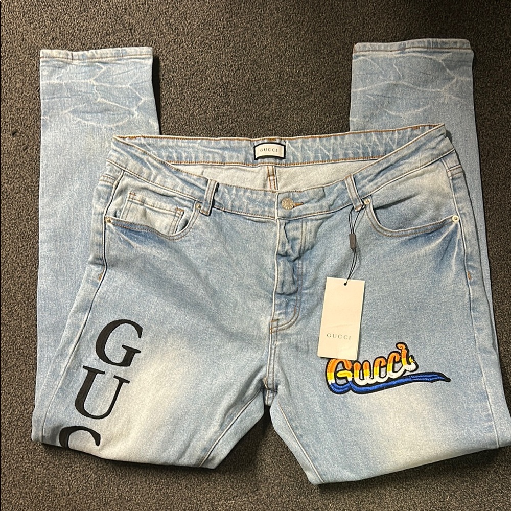 Gucci Blue Straight Jeans with Distressed Look